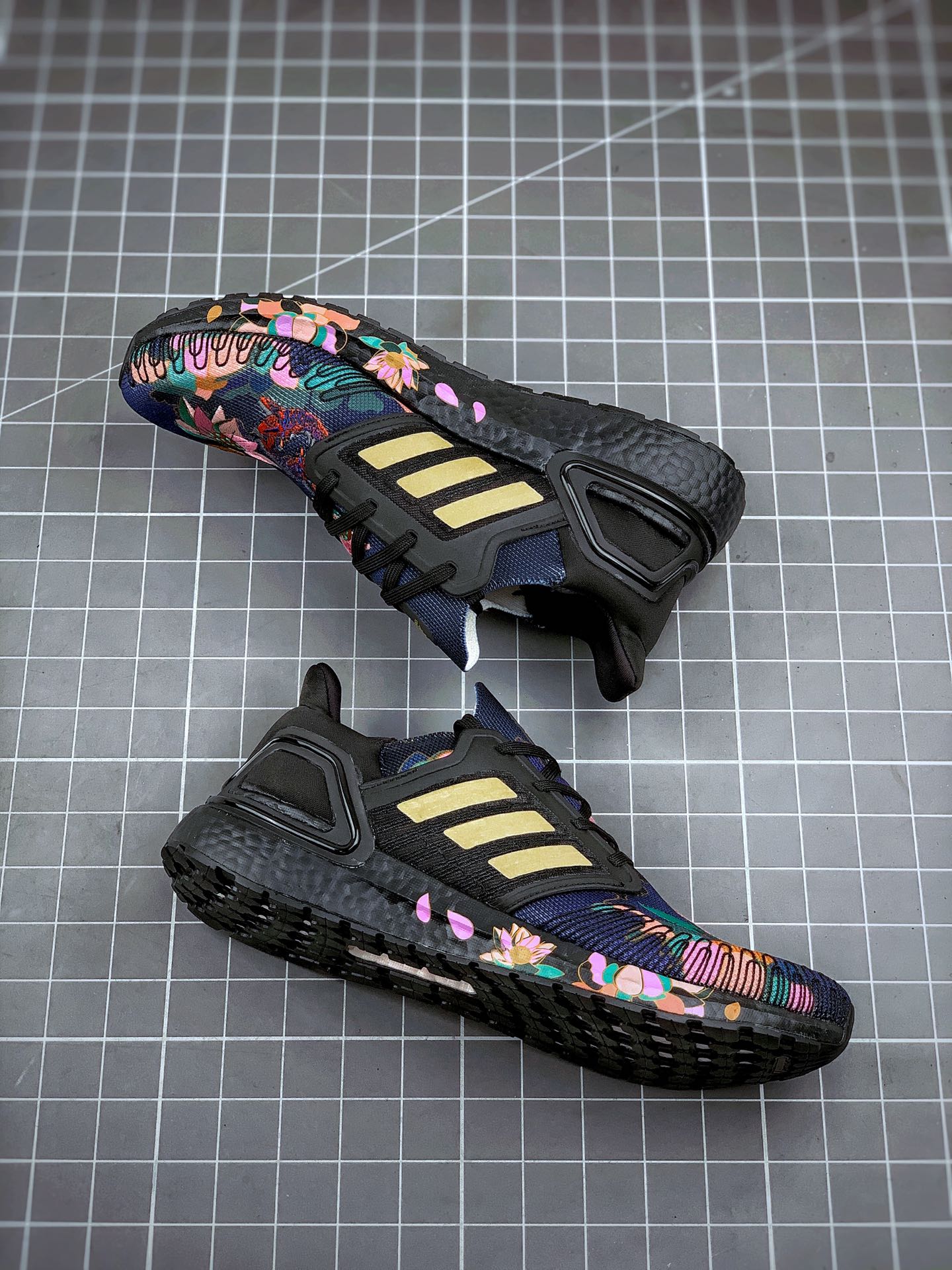 230 Adidas UltraBoost 6.0 2019官方同步主推新款