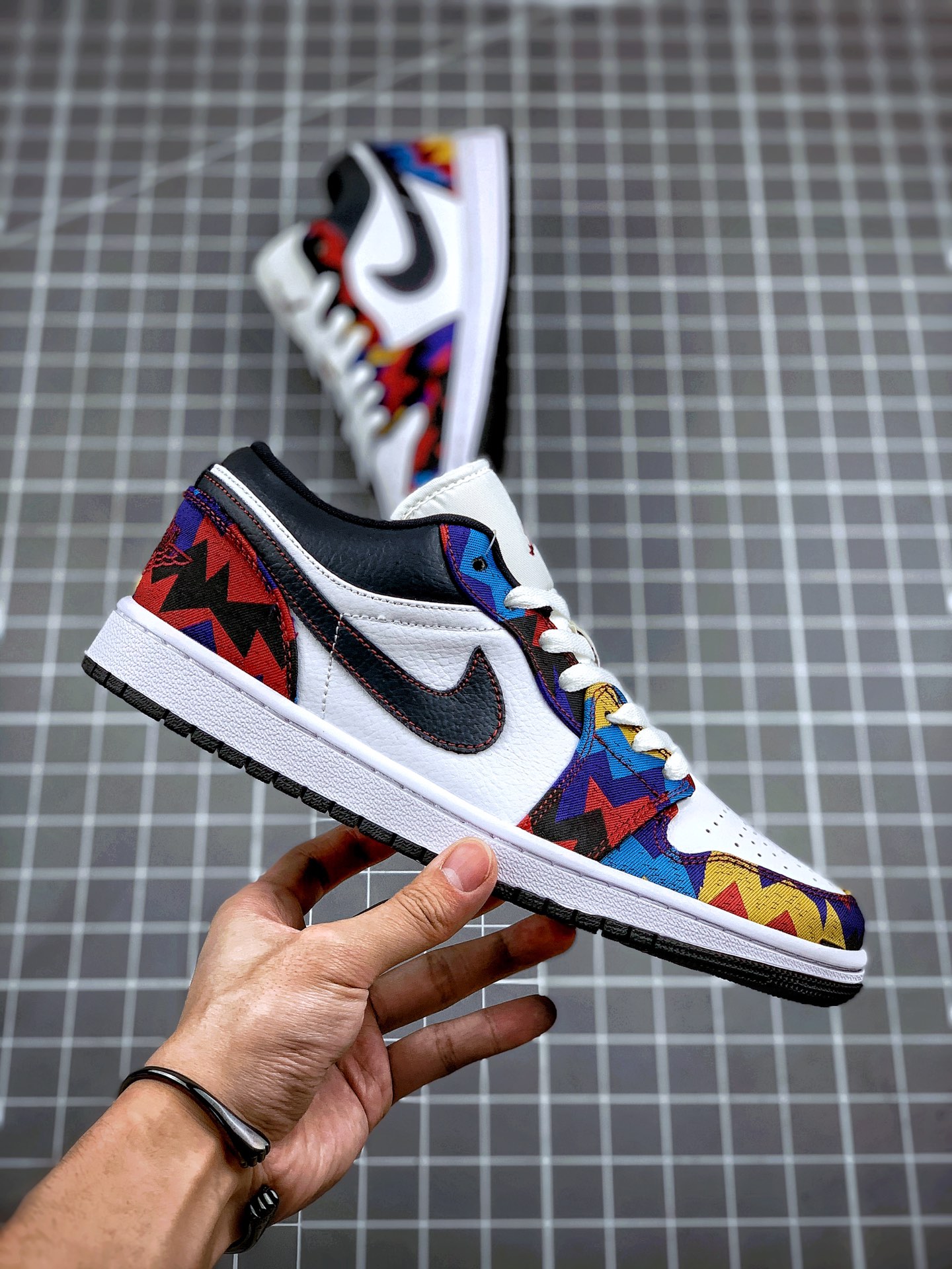 200 Air Jordan 1 Low 毛衣低帮