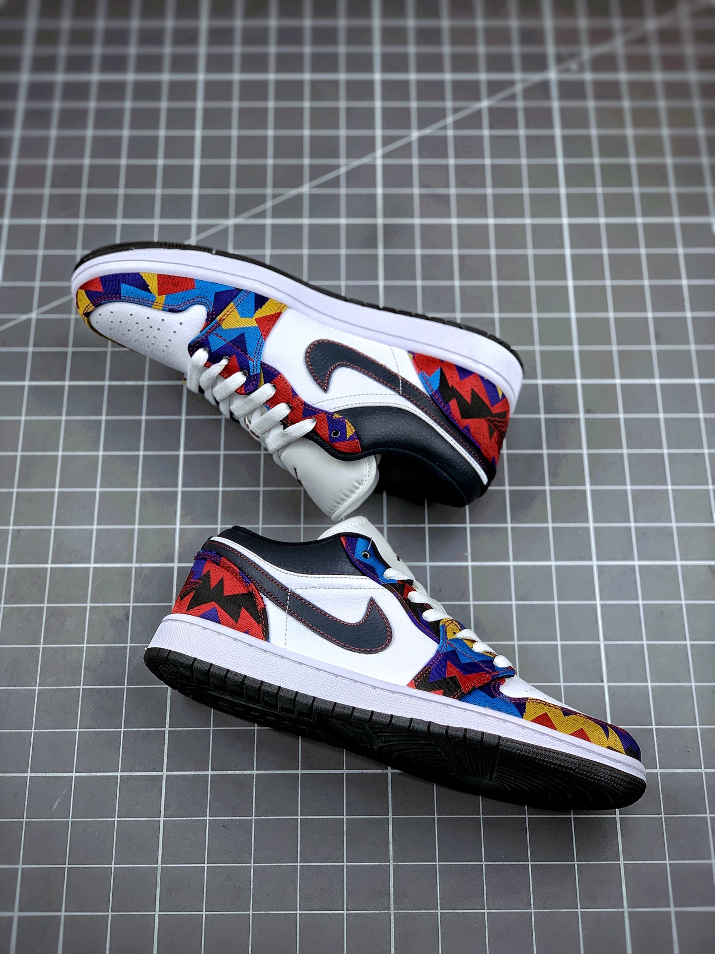 200 Air Jordan 1 Low 毛衣低帮