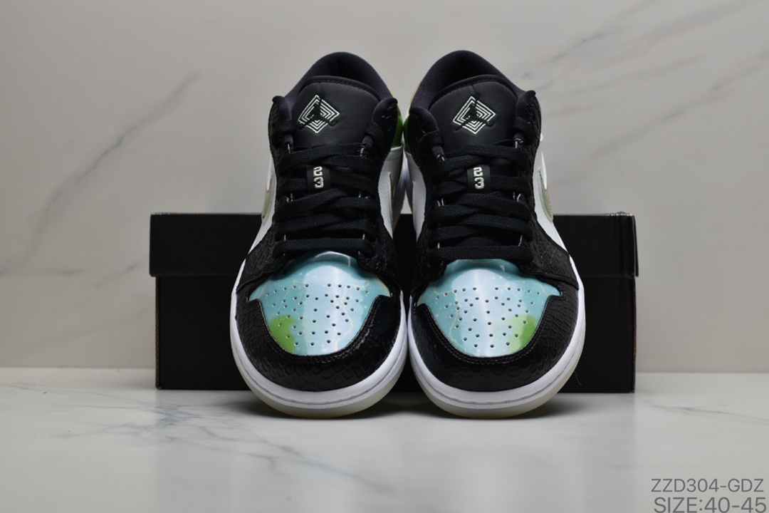 220 公司级Air Jordan 1 Low 星空夜光外底+太空主题货号：CW7309 090