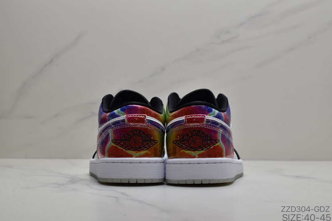 220 公司级Air Jordan 1 Low 星空夜光外底+太空主题货号：CW7309 090