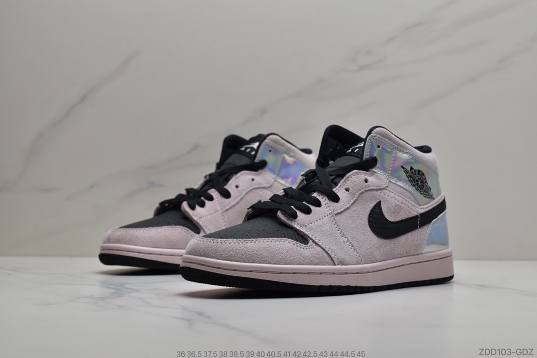230 公司级Air Jordan 1 Mid “Iridescent”镭射脏粉  货号：BQ6472-602