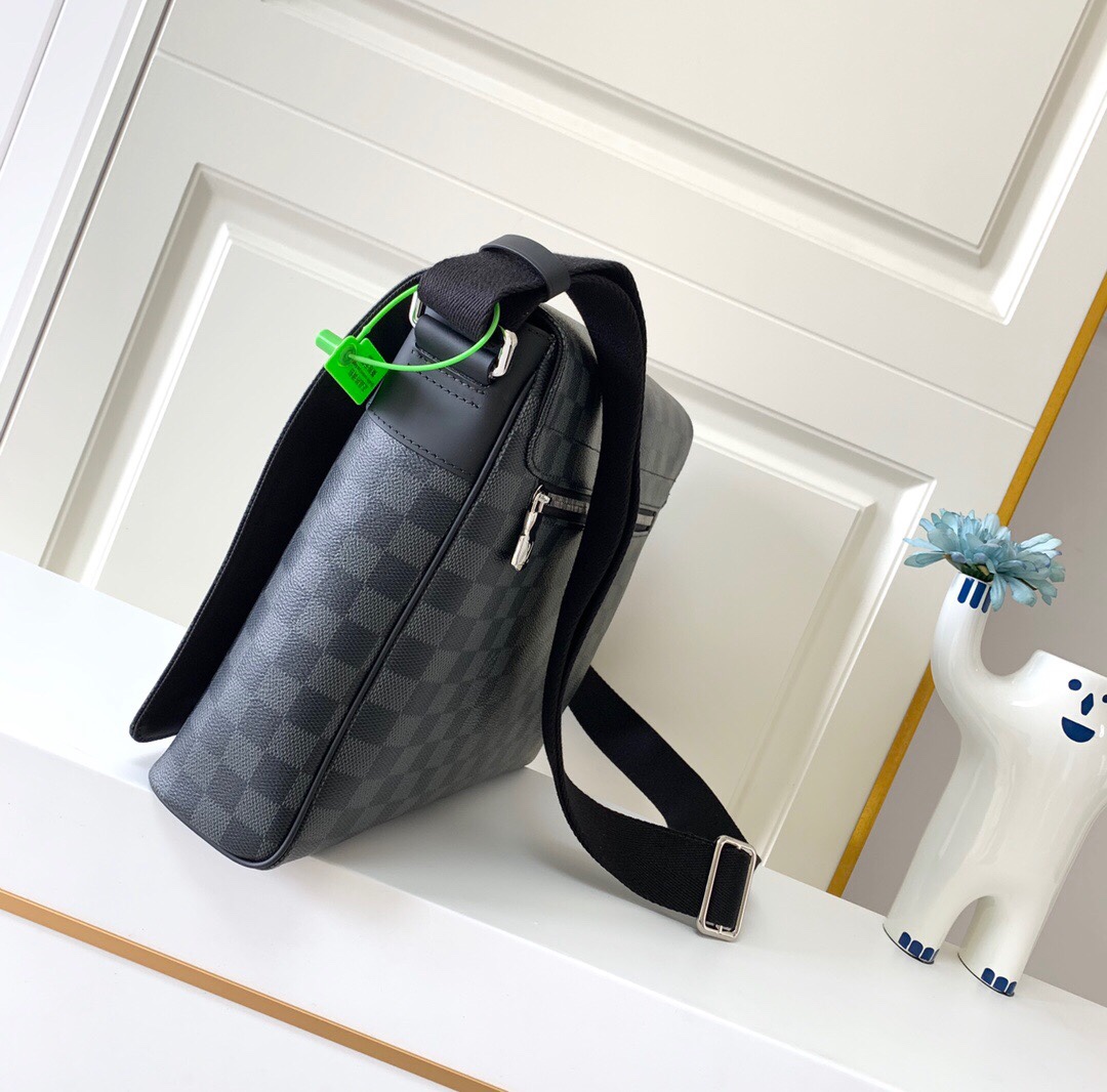 路易威登 Louis Vuitton 高定典藏名品高定成衣时装外套连衣裙衬衫T恤 #87793782 3