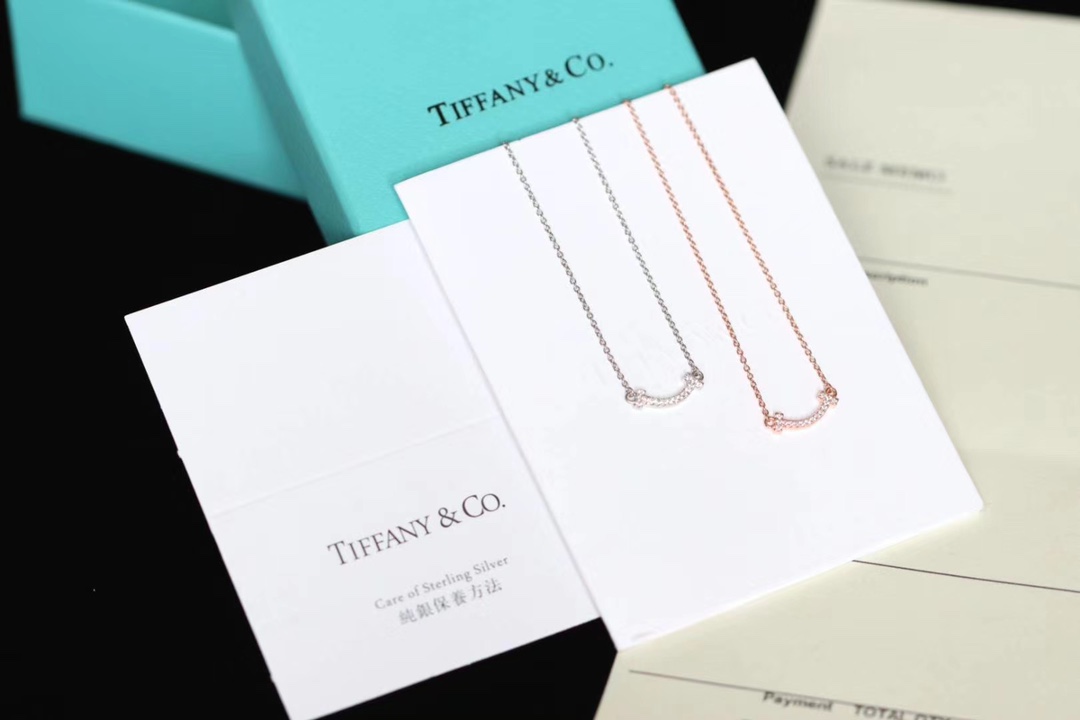 Tiffany & Co. Tiffany&Co.三色微笑迷你号 锁骨项链