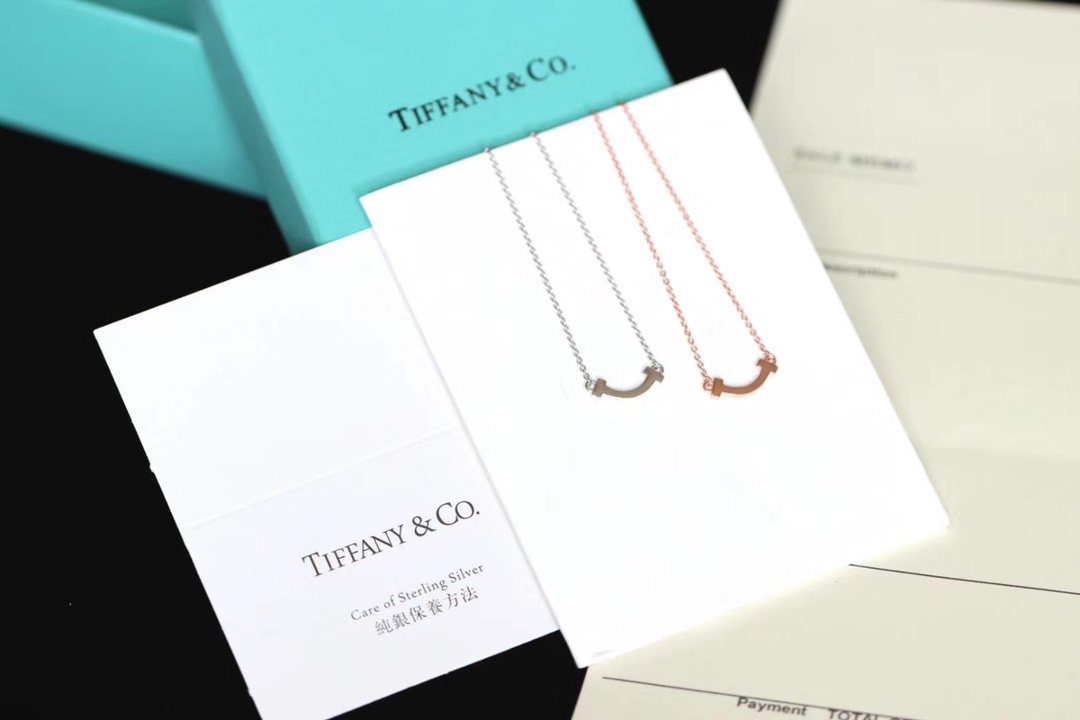 Tiffany & Co. Tiffany&Co.三色微笑迷你号 锁骨项链