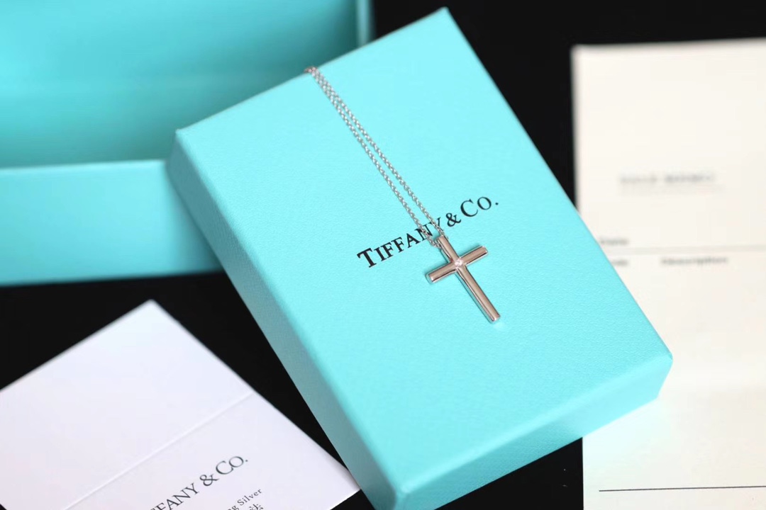 Tiffany & Co. Tiffany&Co. 纯银十字架锁骨项链