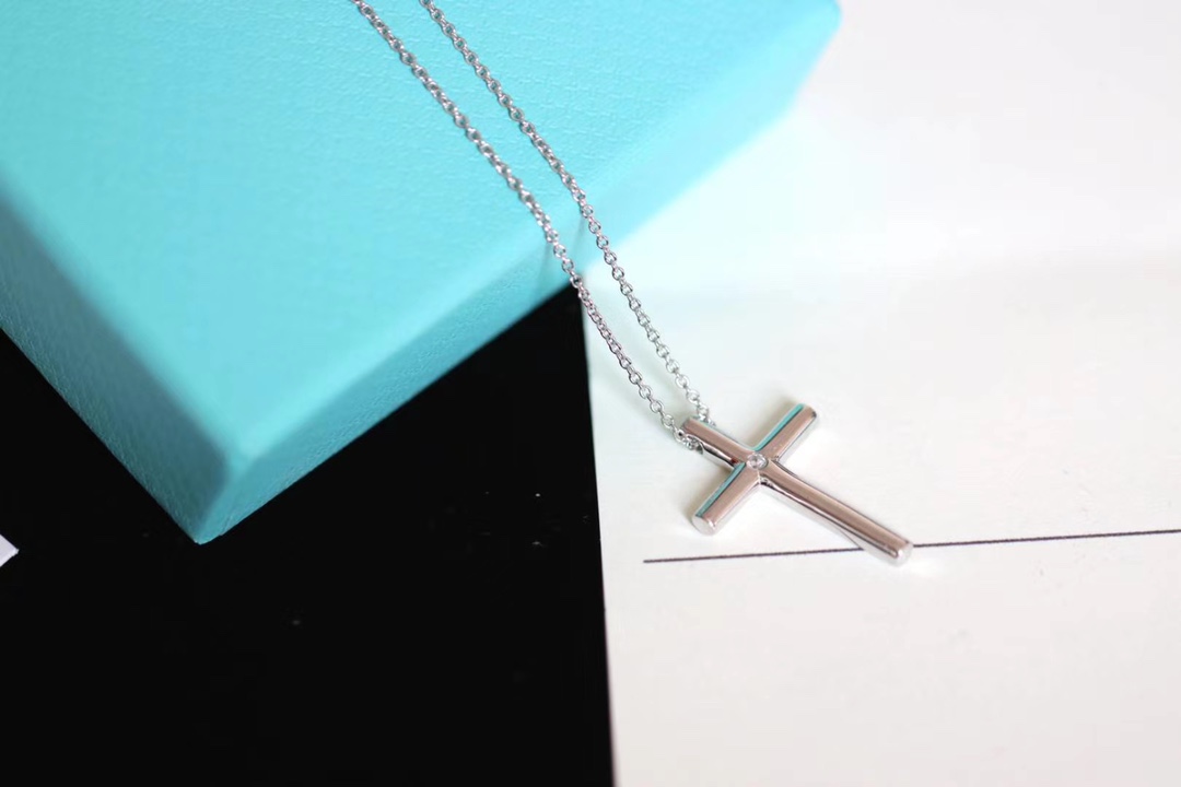 Tiffany & Co. Tiffany&Co. 纯银十字架锁骨项链