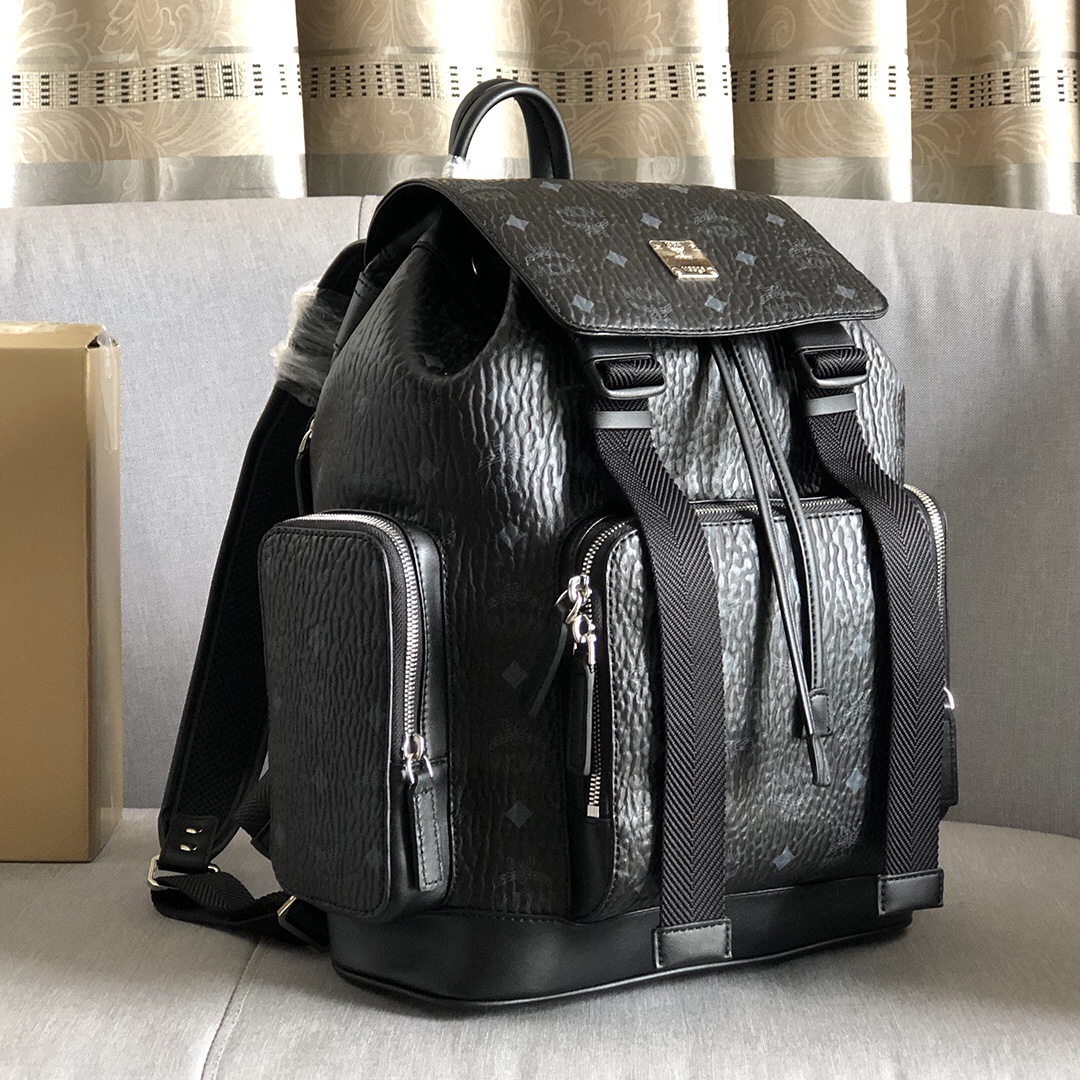 MCM 批430 ［MCM］Brandenburg双肩背包空间充裕 不仅使您全天拥有 造型
