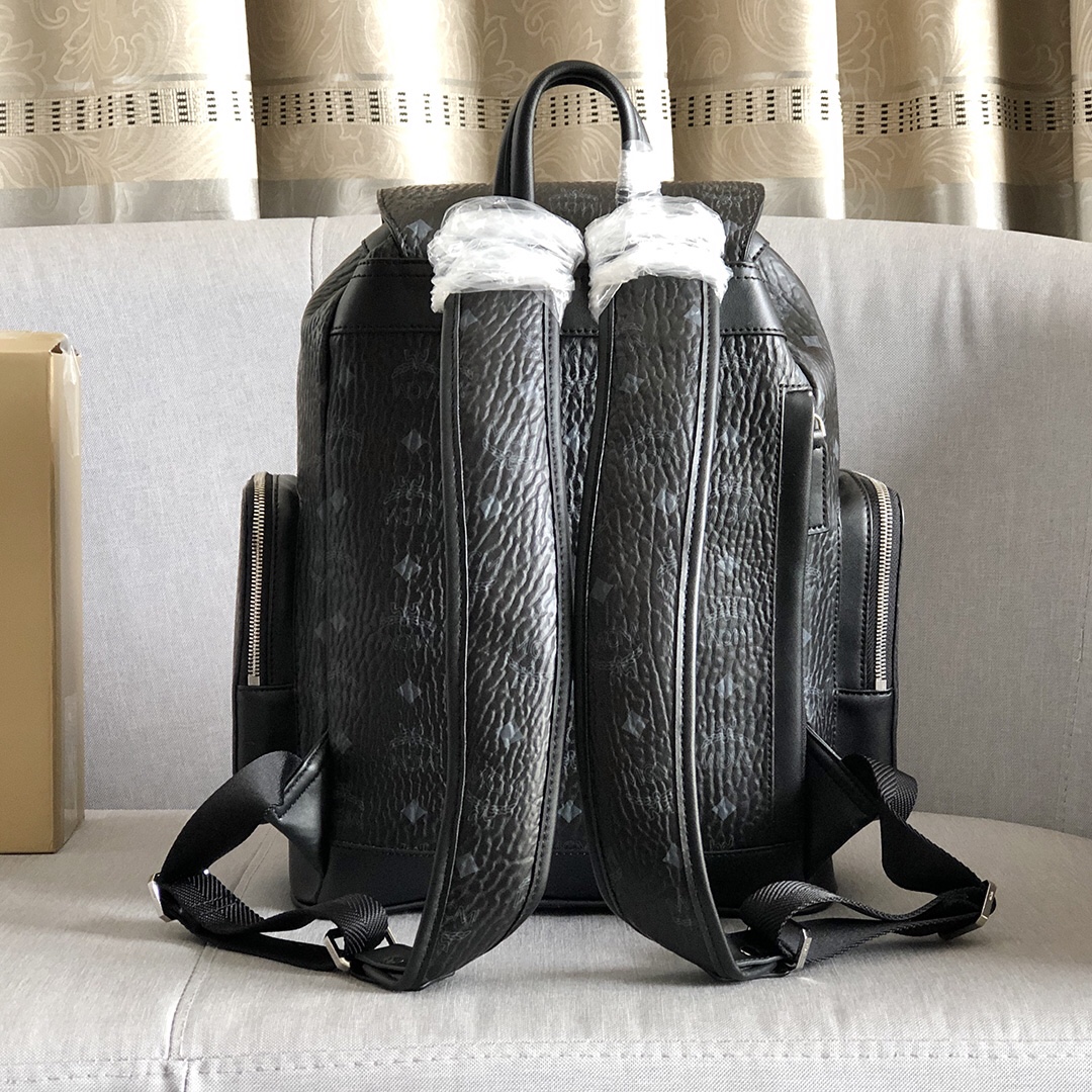 MCM 批430 ［MCM］Brandenburg双肩背包空间充裕 不仅使您全天拥有 造型