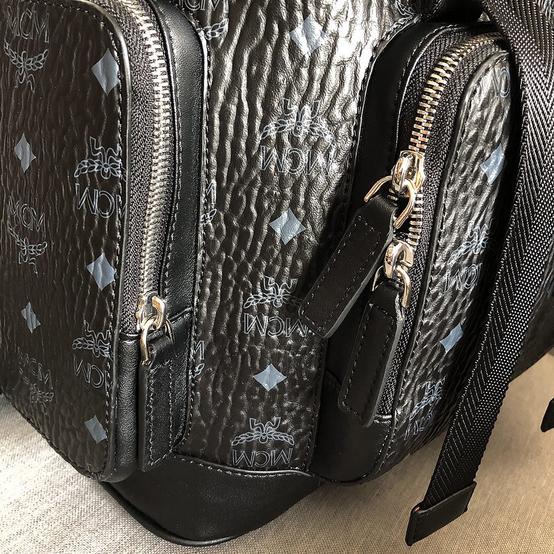 MCM 批430 ［MCM］Brandenburg双肩背包空间充裕 不仅使您全天拥有 造型