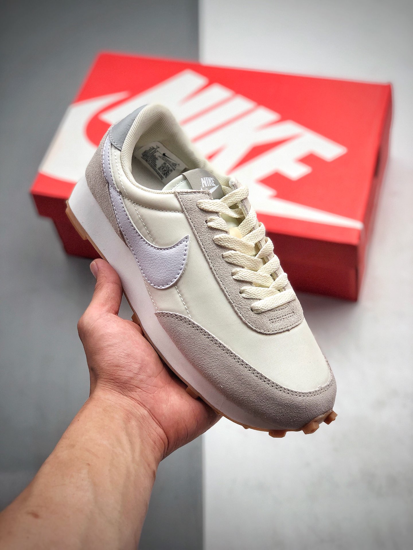 特价140 NIKE DAYBREAK SP 华夫元年复古跑鞋