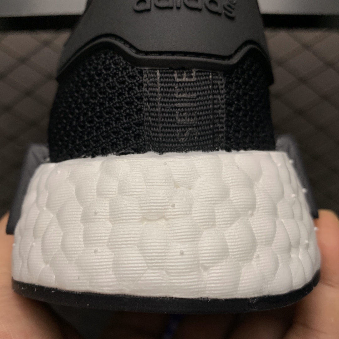 210 Adidas 阿迪达斯 NMD Boost 爆米花超弹中底 FV8152 针织网面休闲跑步鞋