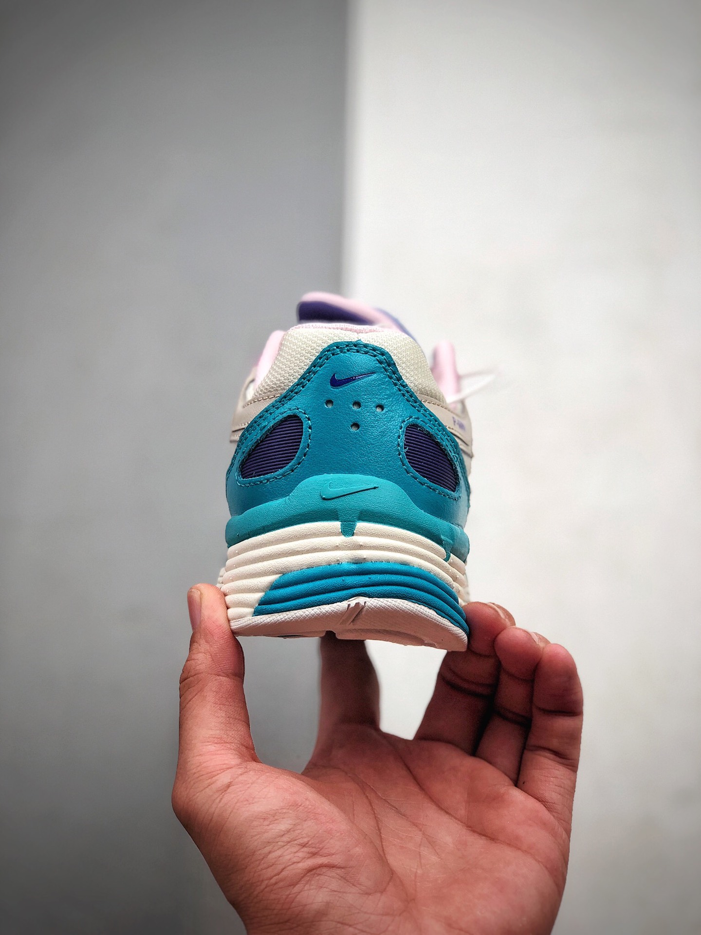 210 耐克Nike P-6000 CNPT”Sail/Teal/Desert Sand”系列复古老爹风休闲运动舒适跑鞋“ 货号：CK2961-031