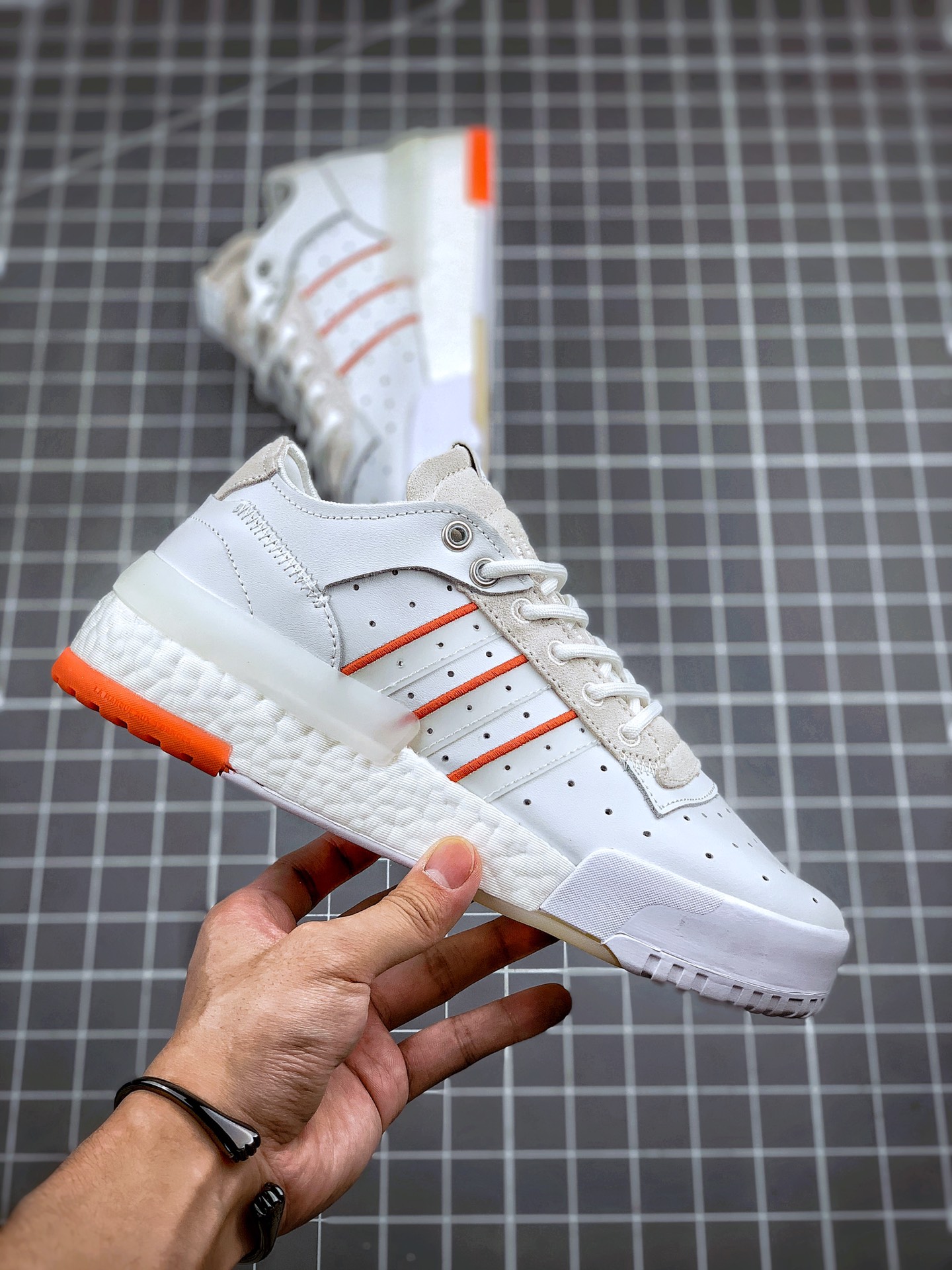 220 Adidas Rivalry RM 三叶草男女款板鞋  EF6437
