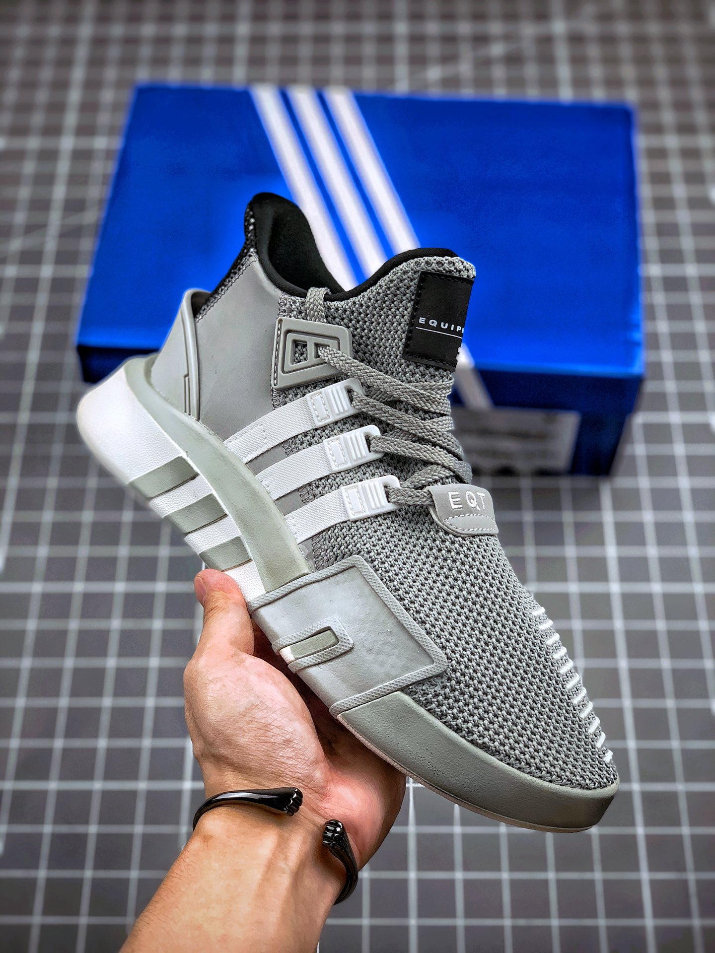 180  Adidas EQT Bask ADV 黑白灰 B37546