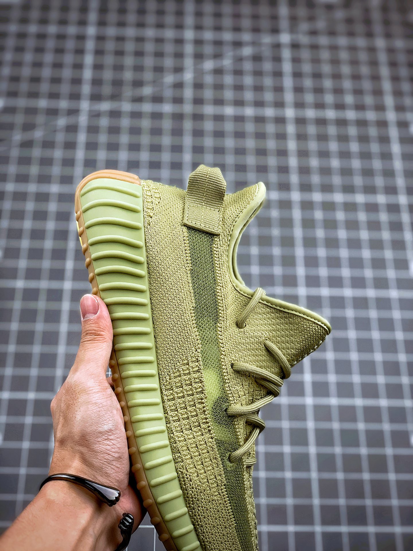 210 Yeezy 350 Boost V2 ”Flax” 抹茶绿
