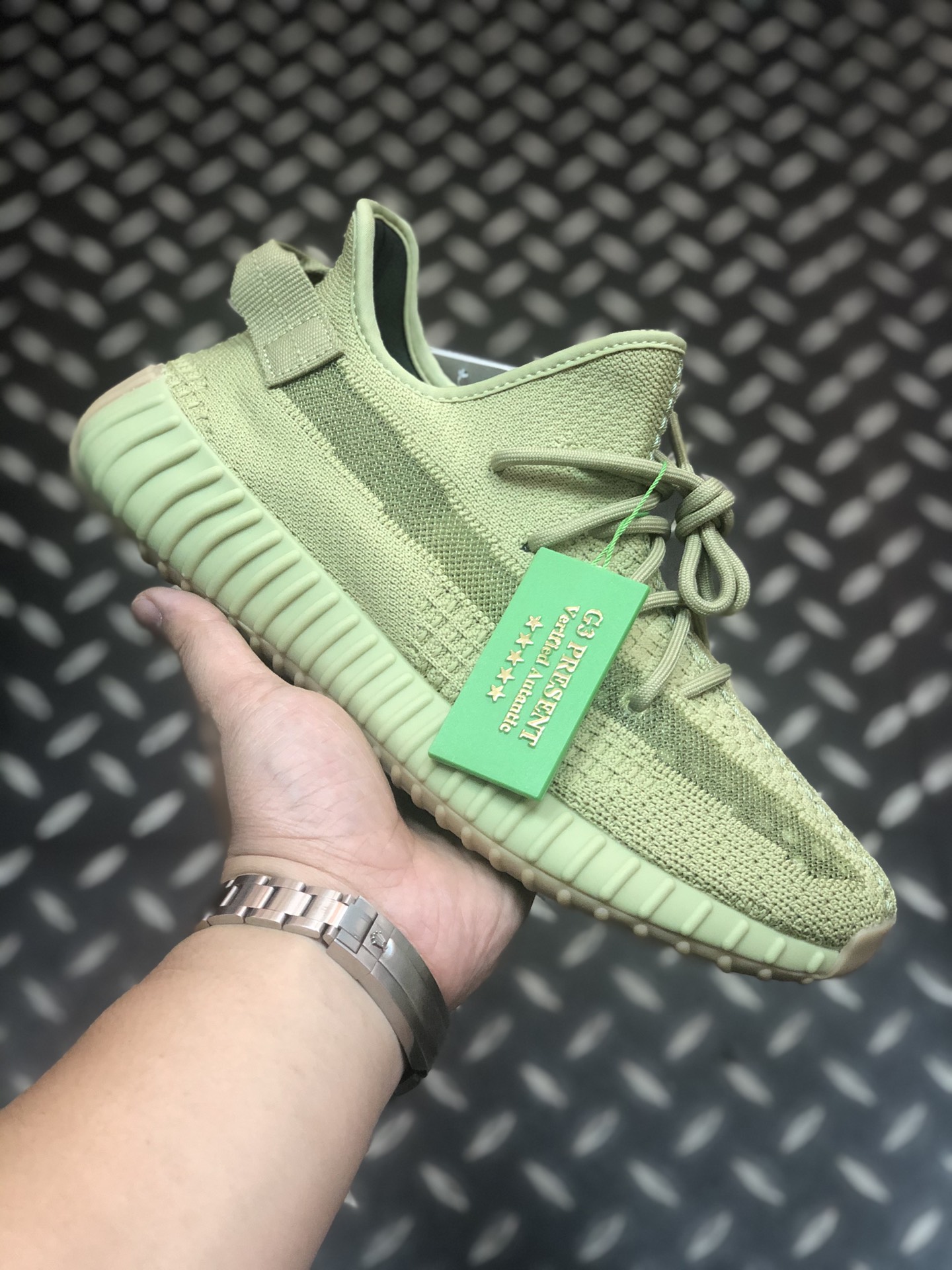 NO:620591,High version [G3 version pure original terminal supply] exclusive version, Adidas Yeezy Boost V2 FY5346 Adidas Coconut V2 Sulfur Matcha color!  Full hollow new silk popcorn rice size 36 36.5 37 38 38.5 39 40 40.5 41 42 42.5 43 44 44.5 45 46 (47, 48 next day),,adidas19860909高版本【G3版纯原终端供应】独家版本,Adidas Yeezy Boost V2 FY5346阿达迪椰斯子V2 硫磺 抹茶色！全空新镂蚕丝爆花米尺码36 36.5 37 38 38.5 39 40 40.5 41 42 42.5 43 44 44.5 45 46（47、48隔天）,,adidas,Men's shoes