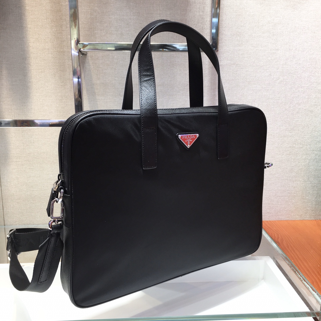 PRADA普拉达进口尼龙布料男士公文包2VE368