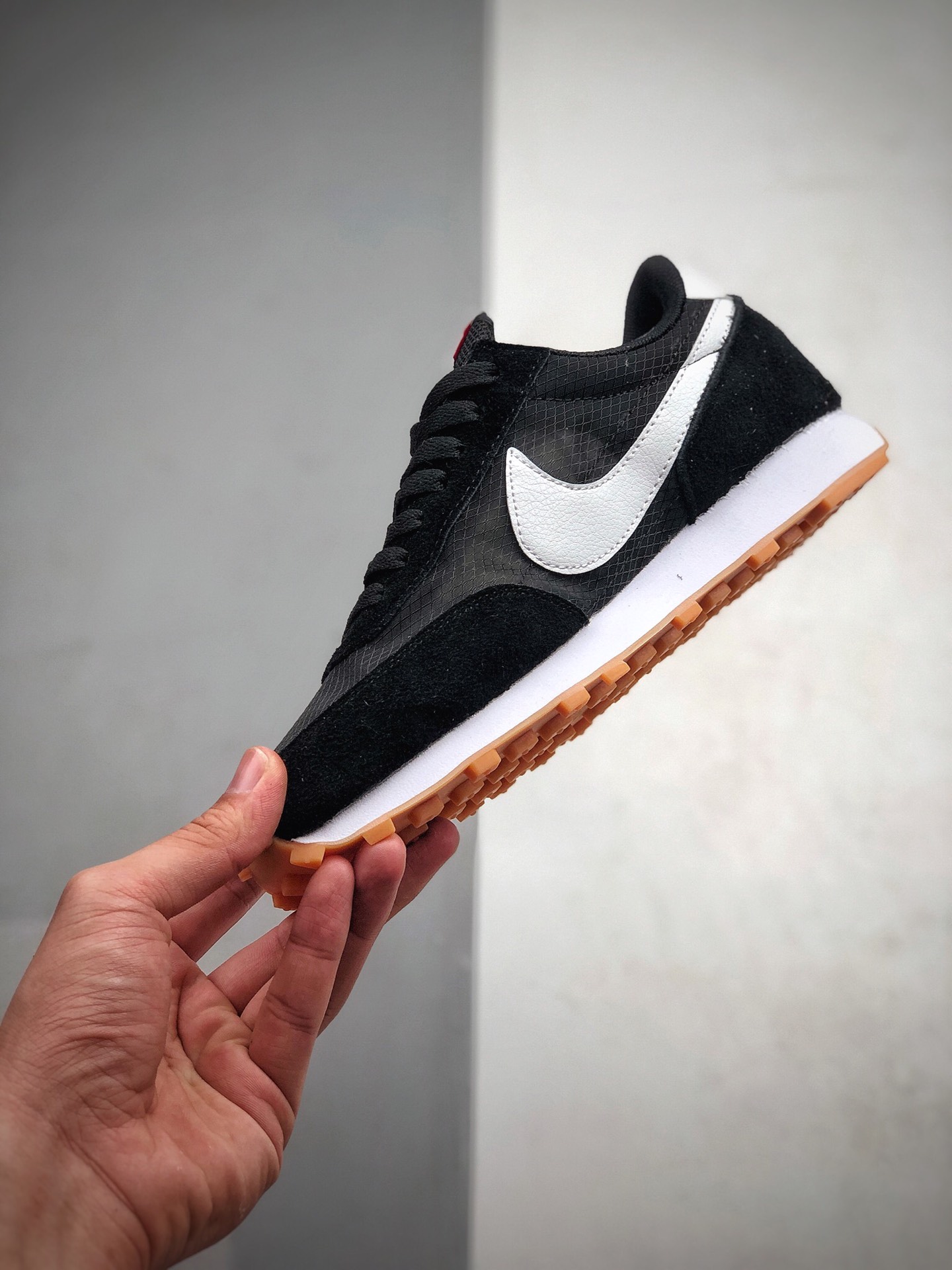 140 Nike Air Daybreak 1979周年顺风华夫系列 网纱透气复古休闲慢跑鞋 货号：CK2351-446