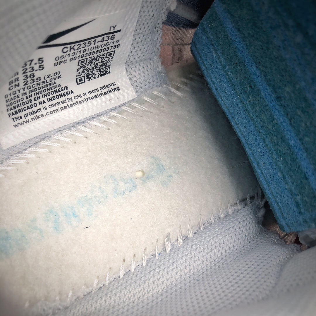 140 Nike Air Daybreak 1979周年顺风华夫系列 网纱透气复古休闲慢跑鞋  货号：CK2351-436