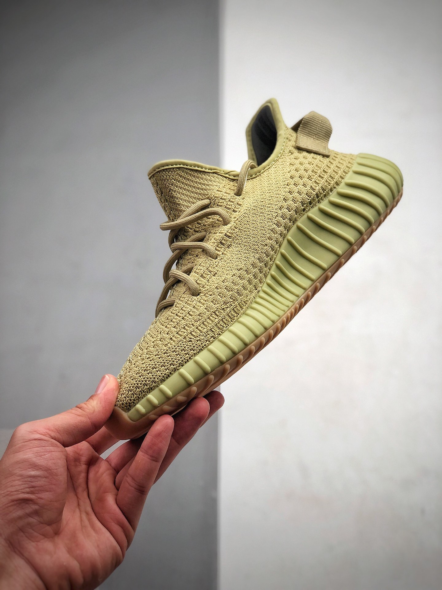 190 公司级真爆 Adidas Yeezy 350 Boost V2 抹茶绿 货号：FY5346