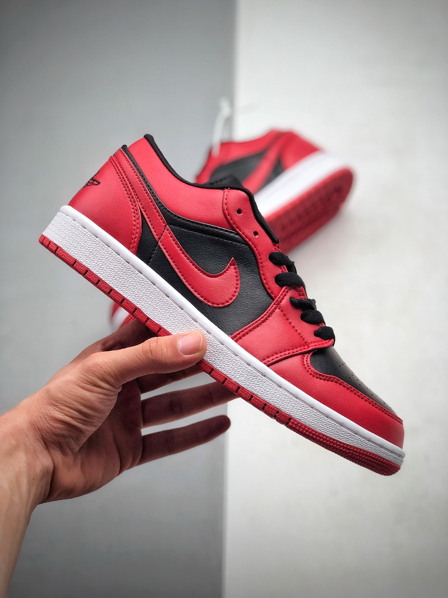 210 公司级Air Jordan 1 Low”Spruce Aura”AJ1乔一丹代低头帮层经典复古文休化闲运篮动球鞋 黑红禁穿  货号：553558-606
