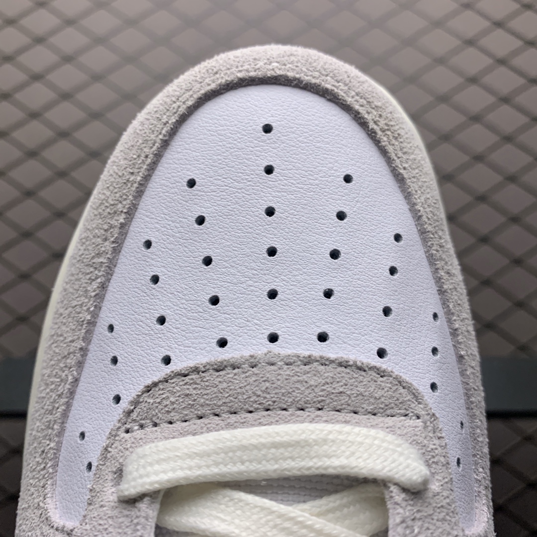 210 Nike Air Force 1'07 空军一号低帮运动休闲板鞋 CW7584-100