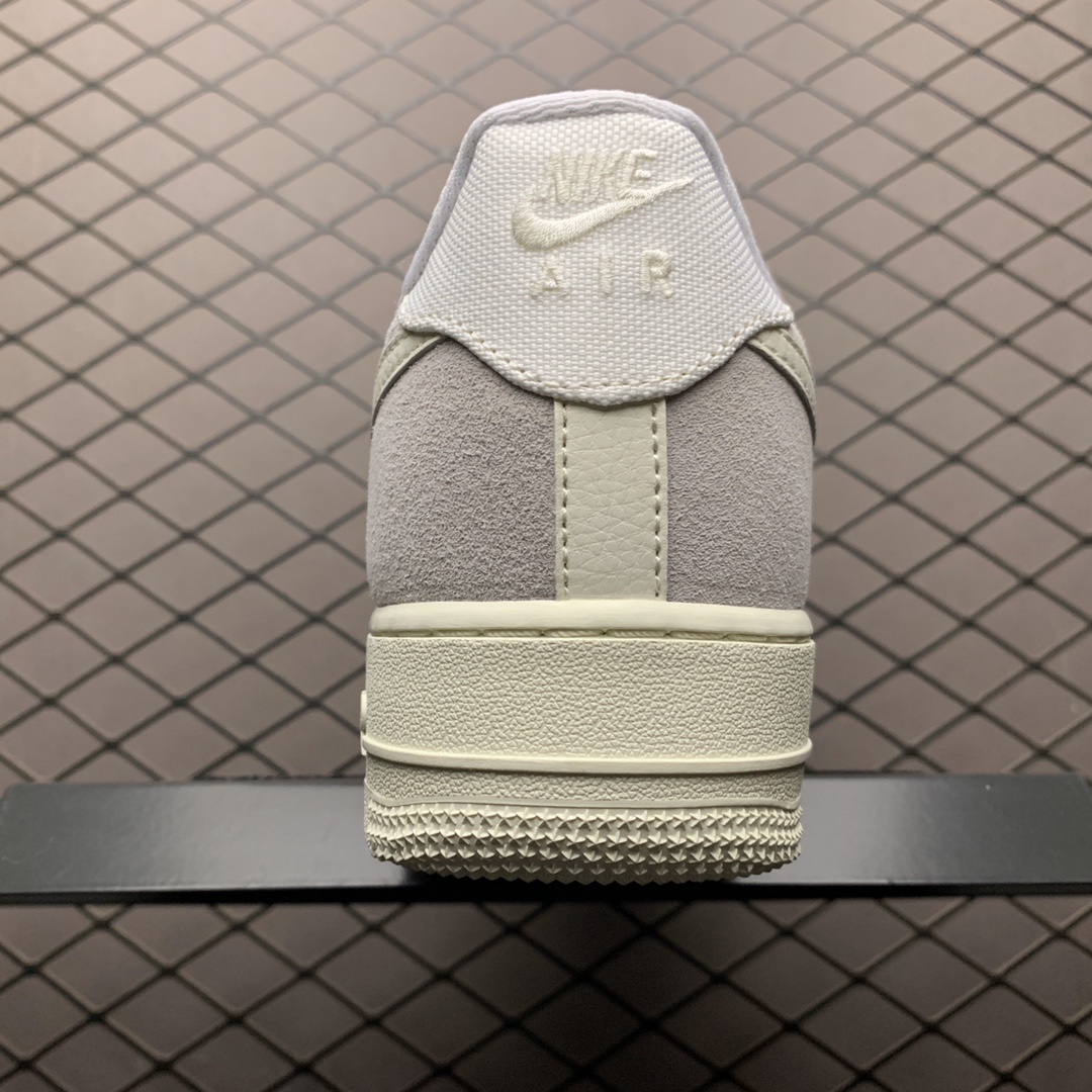210 Nike Air Force 1'07 空军一号低帮运动休闲板鞋 CW7584-100