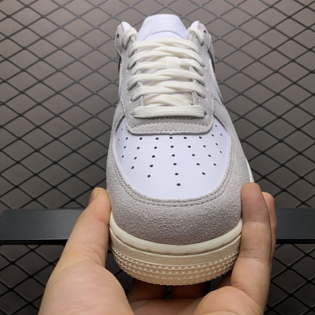 210 Nike Air Force 1'07 空军一号低帮运动休闲板鞋 CW7584-100