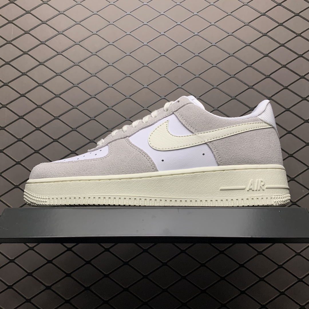 210 Nike Air Force 1'07 空军一号低帮运动休闲板鞋 CW7584-100