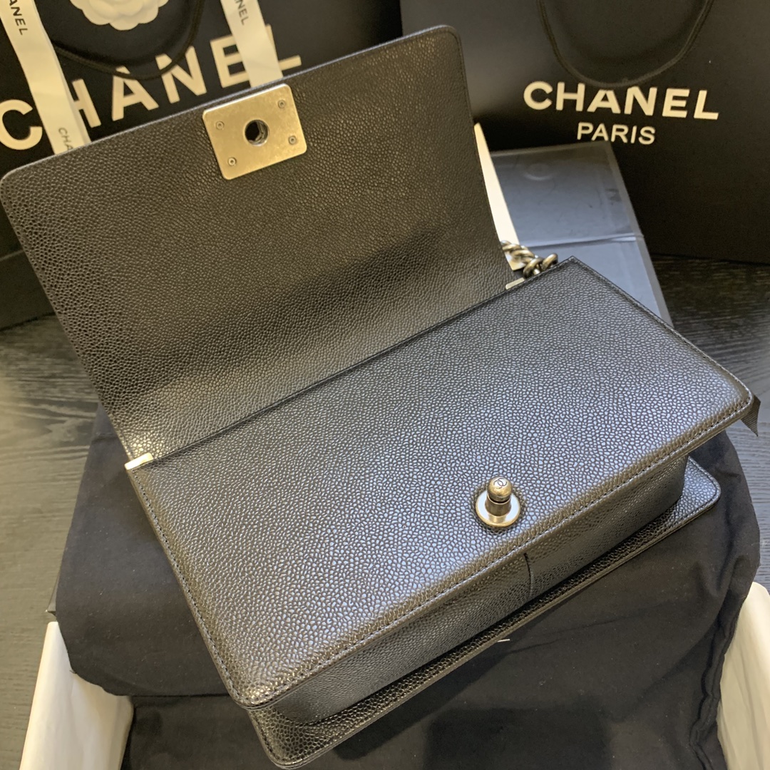 顶级货_厂法国高端定制品Chane1ClassicBag67086leboy-鱼子酱辣妈款2020年Ch