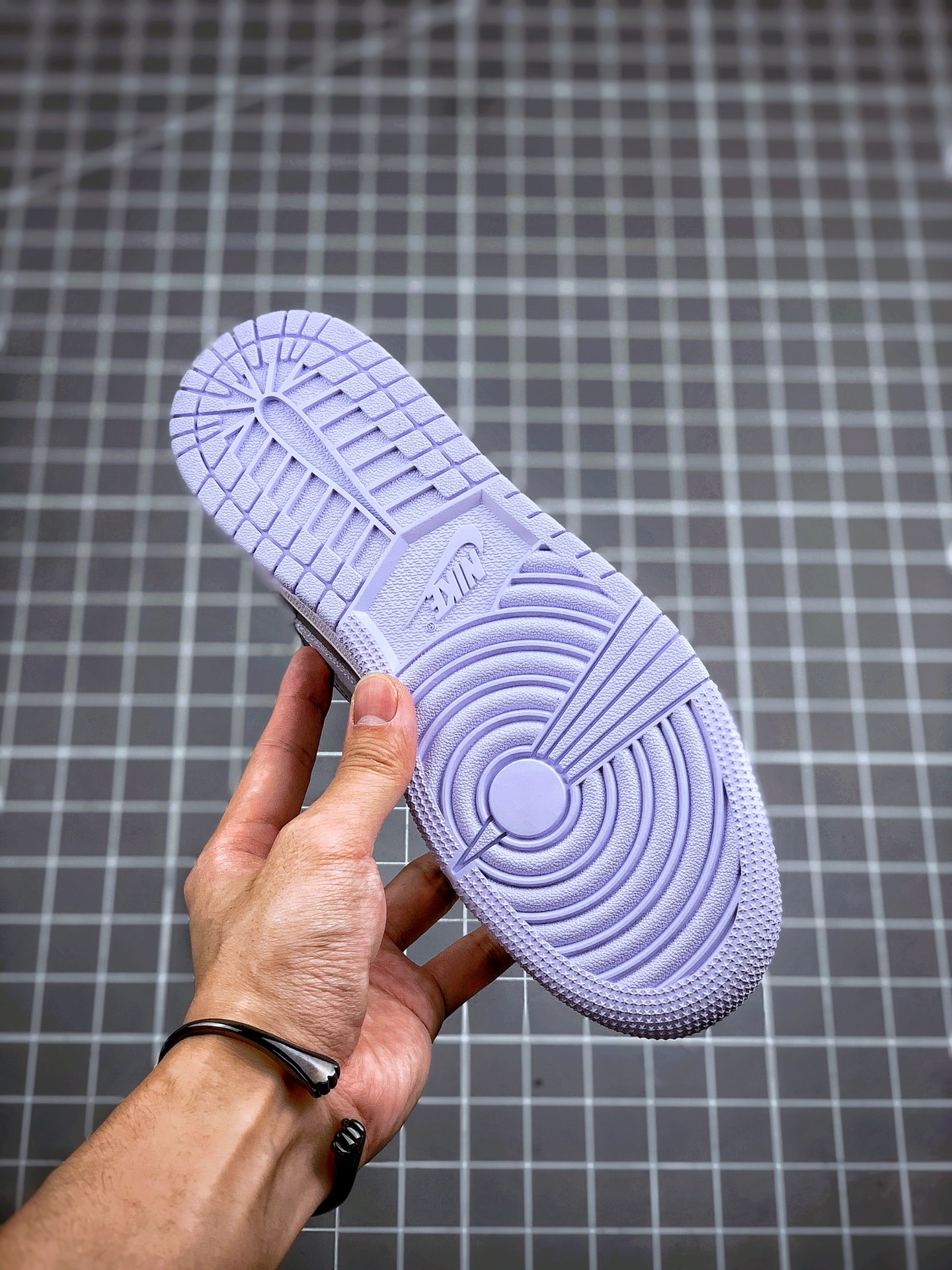 210 Air Jordan 1 Low 电光紫