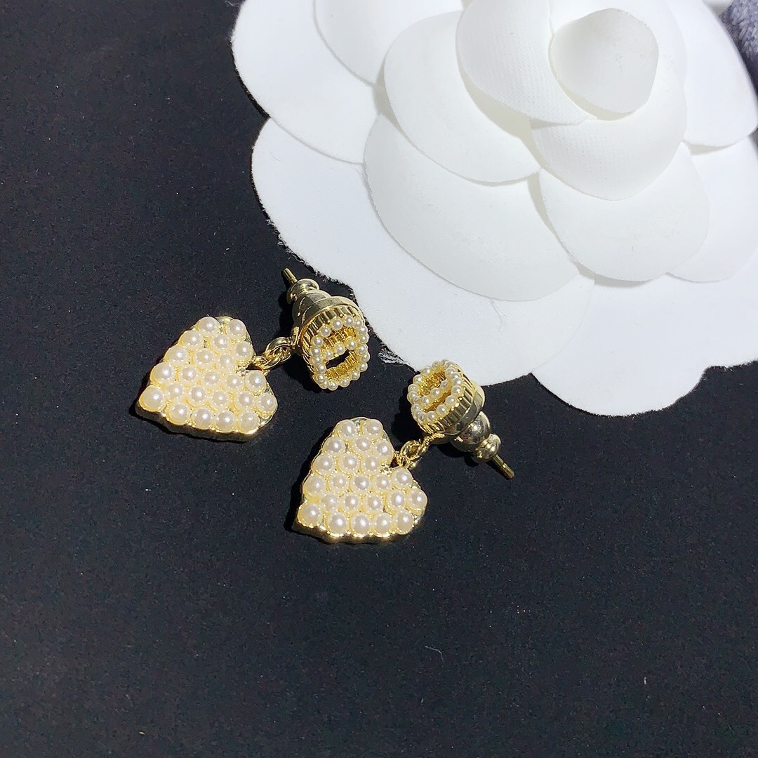 NO:100892,D home love CD pearl earrings same material 925 silver needle, Dior earrings, dior, dior19860909D家爱心CD珍珠耳钉 同款材质 925银针,Dior耳钉,dior,dior,Jewelry