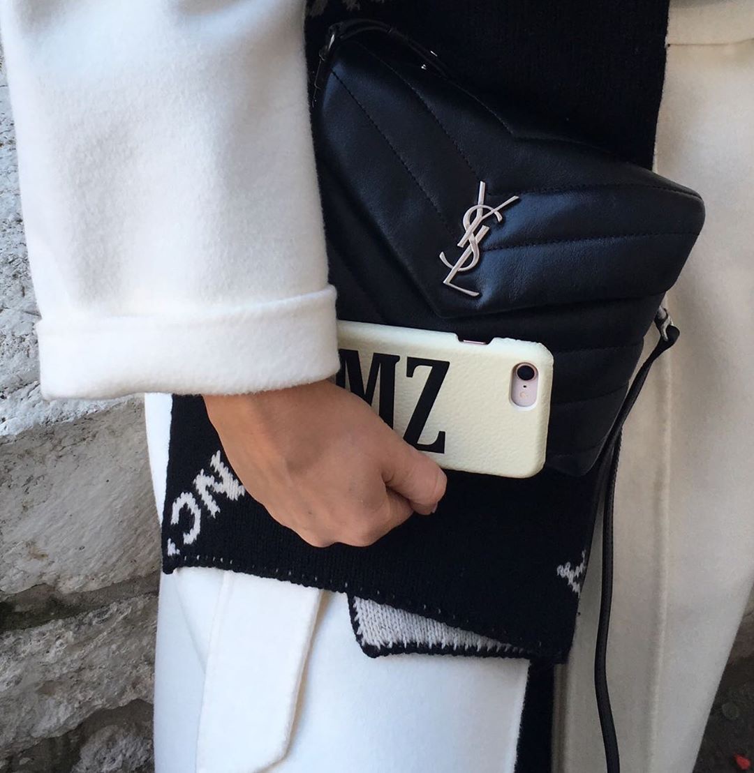 YSL LouLou 20CM 迷你斜挎包 467072黑色/银扣