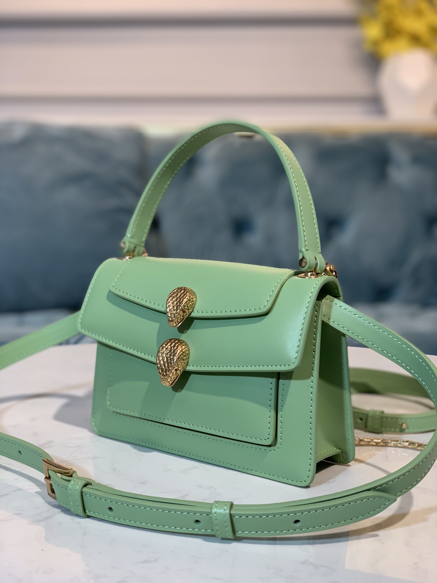 Alexander Wang X BVLGARI合作限量款意大利小牛皮手提包288737