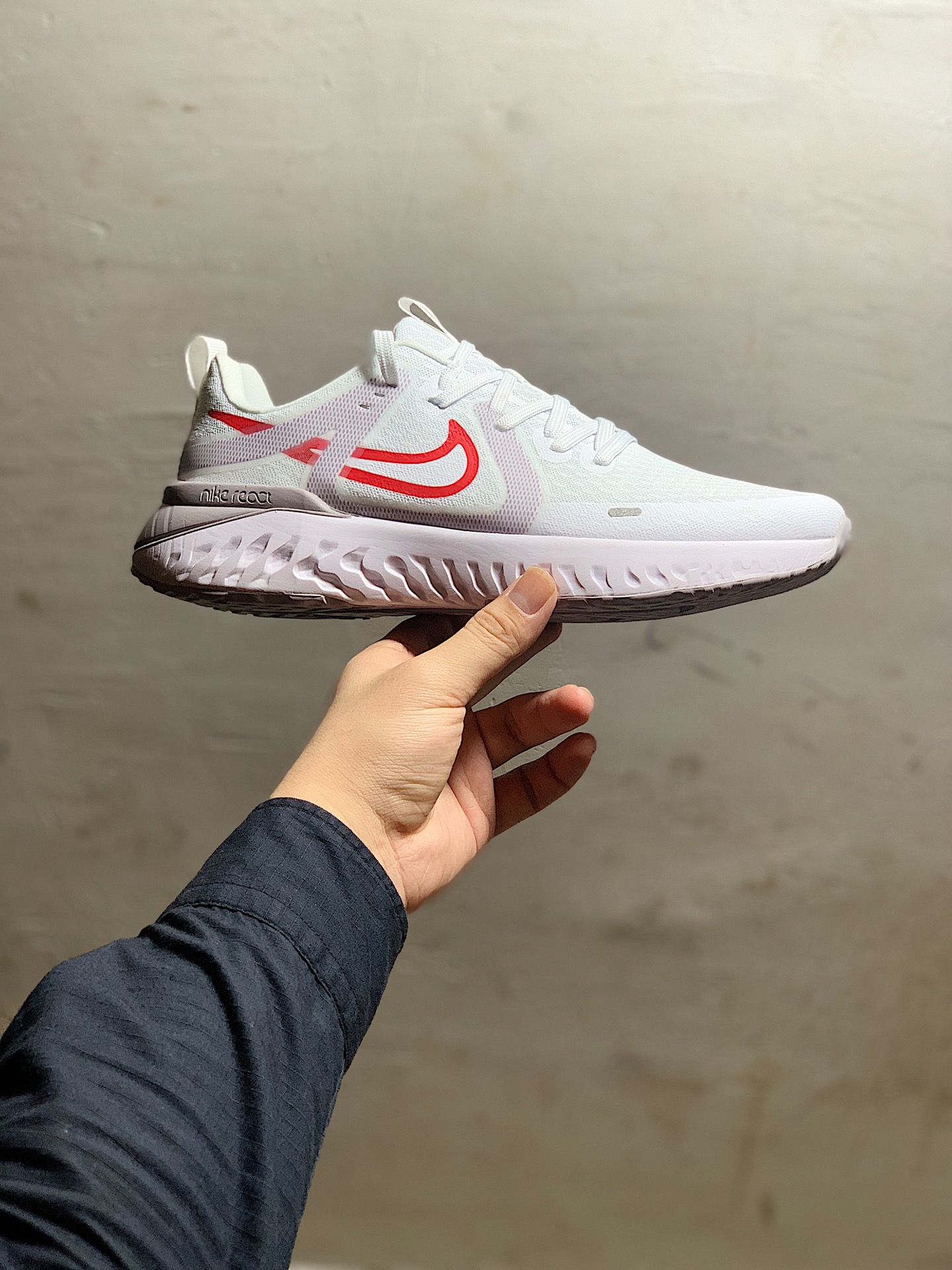 nike legend react lazada