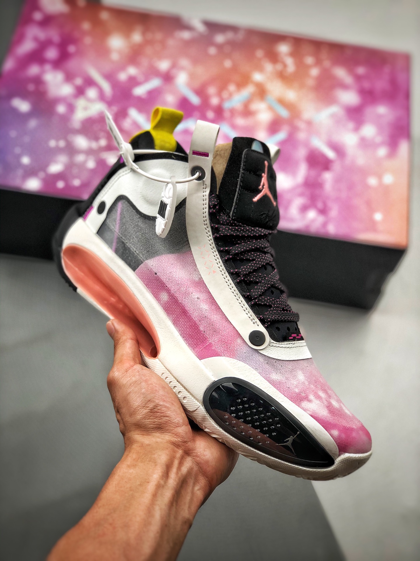 Soporte contra reembolso Air Jordan XXXIV Edición limitada de París - rosa estrellado, buque insignia de comb…