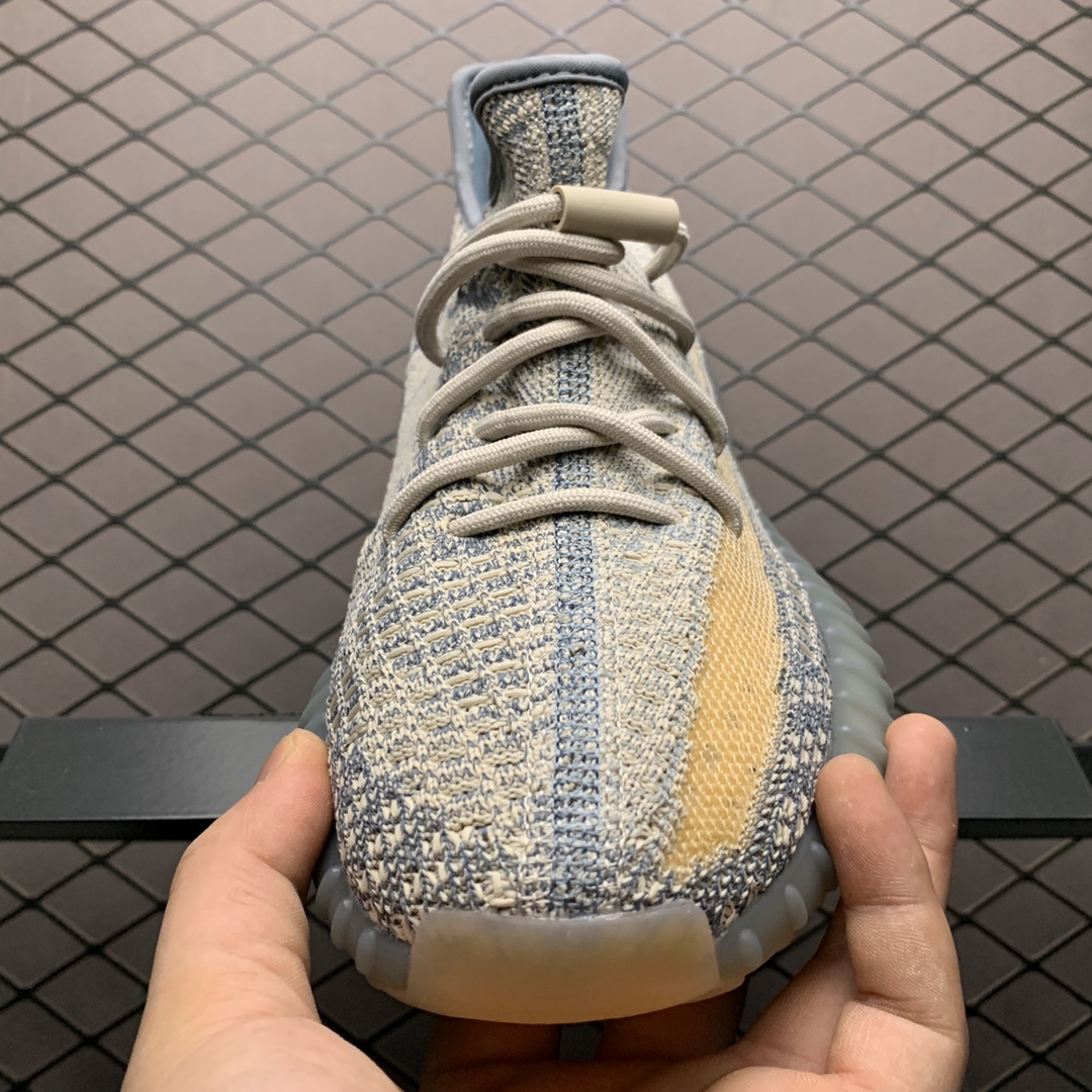 200 Adidas 阿迪达斯 Yeezy 350V2  侃爷椰子350新配色 FZ5421