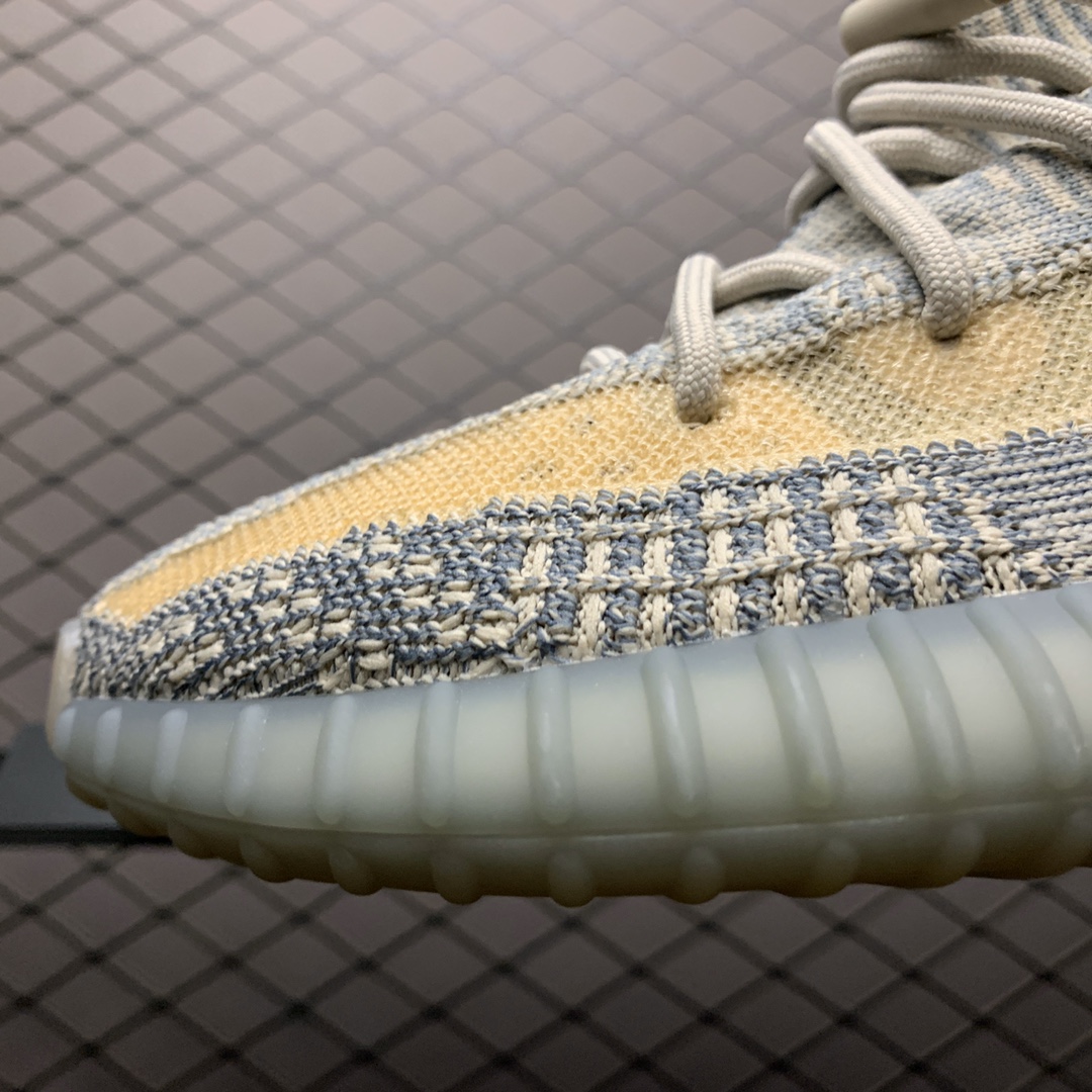 200 Adidas 阿迪达斯 Yeezy 350V2  侃爷椰子350新配色 FZ5421