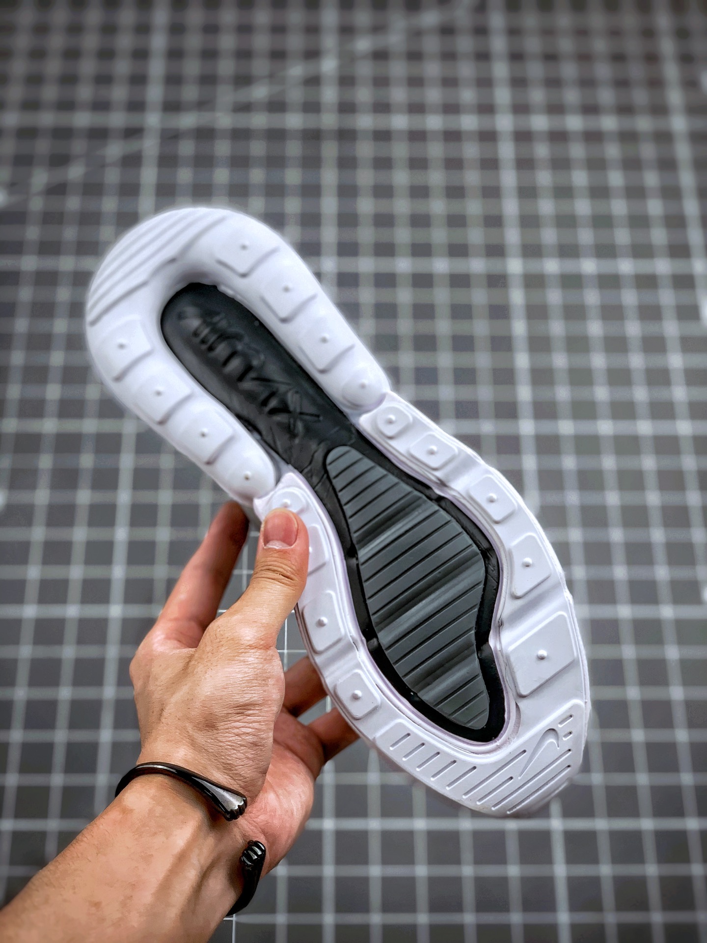 190 Air Max 270 白灰蓝 BQ9240-002