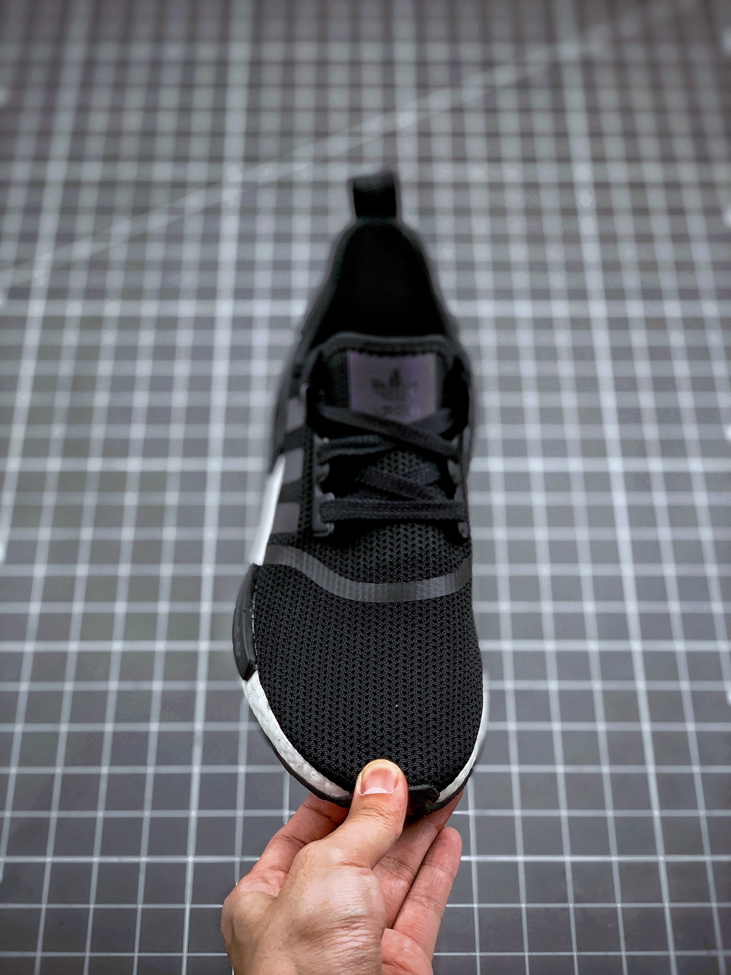 210 Adidas NMD _R1 白黑变色龙 虎扑版本 专柜同步上架