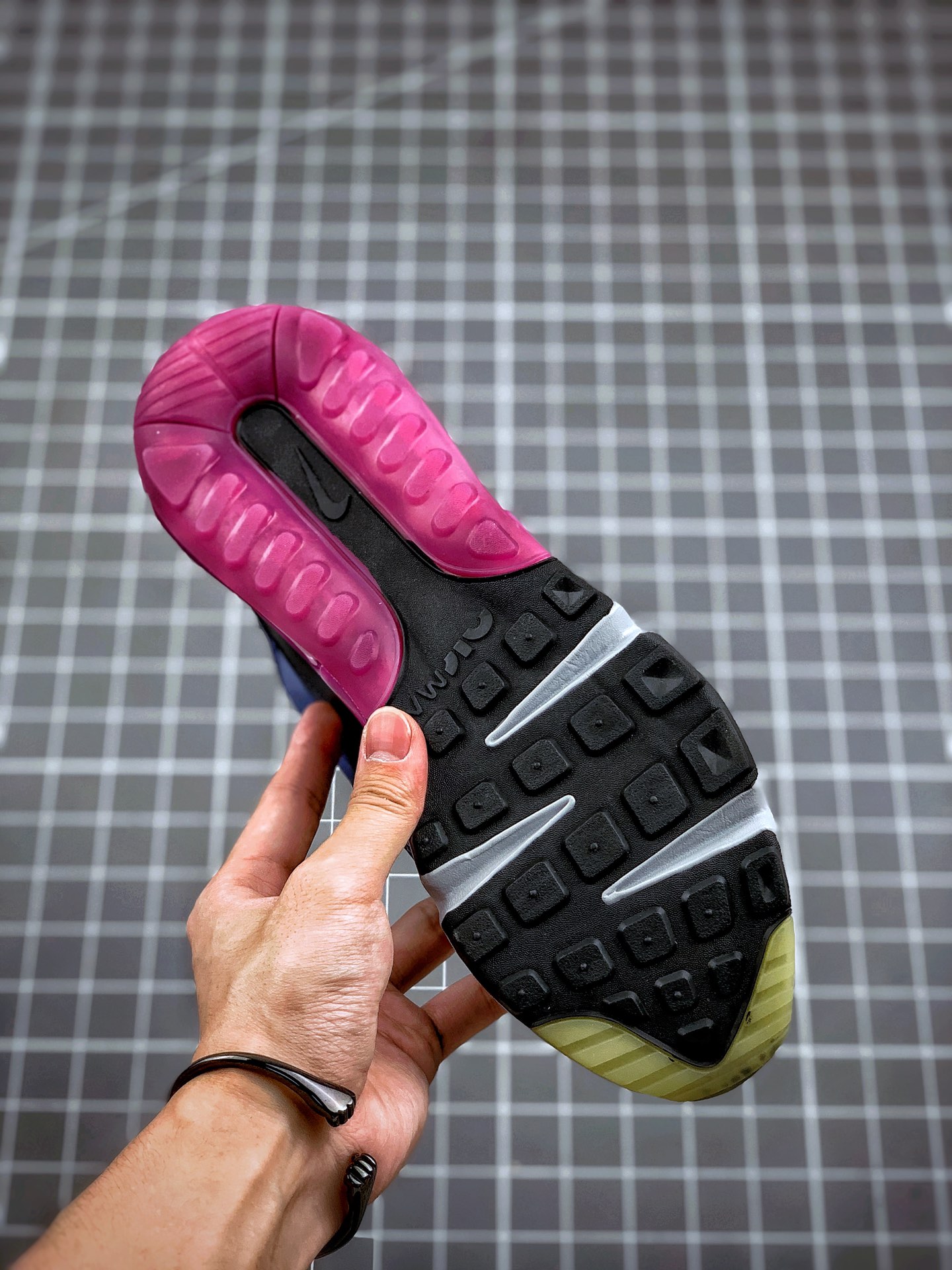 200 AirMax 2090 官网强力主推  货号：CK2612-400