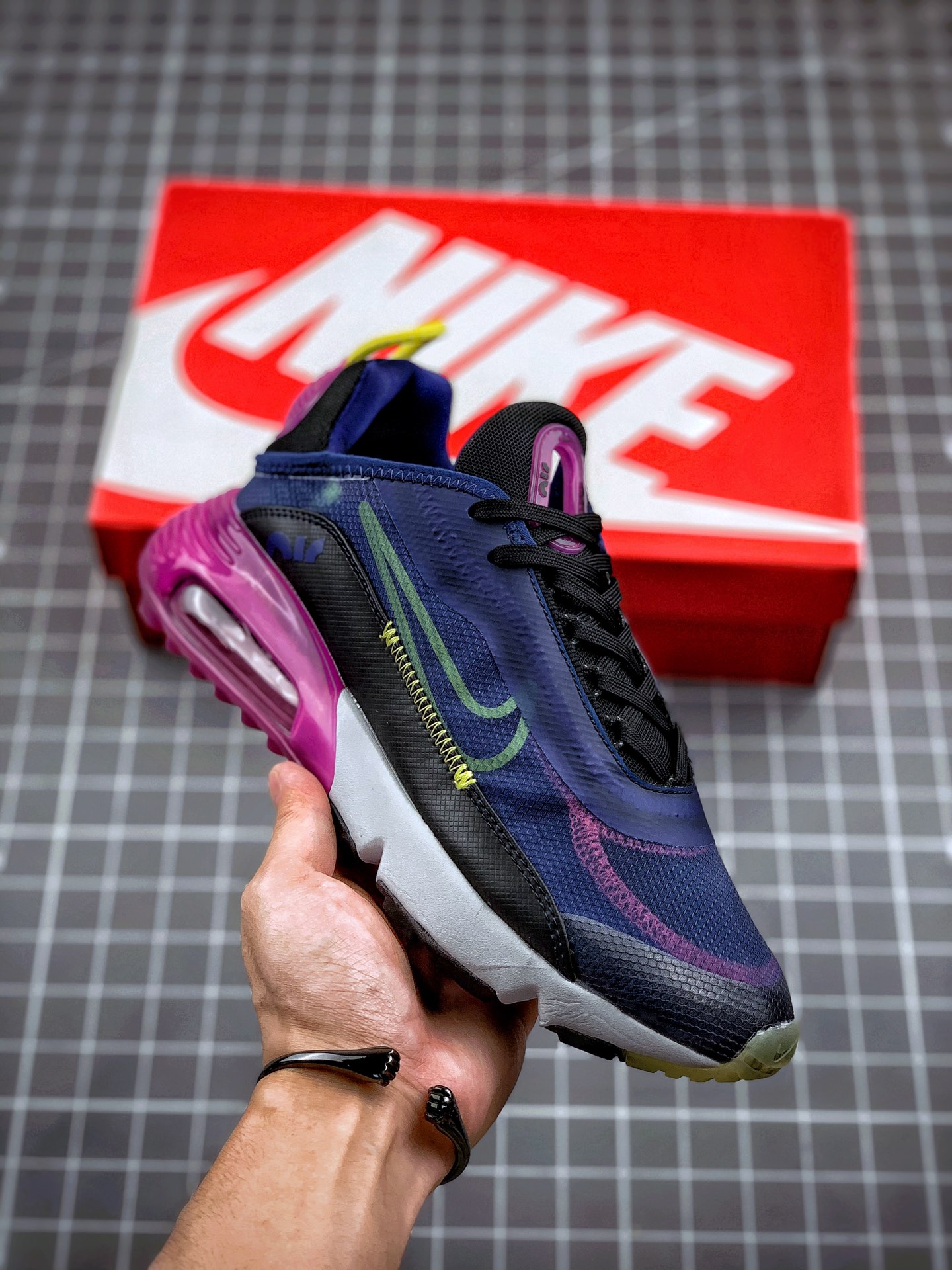 200 AirMax 2090 官网强力主推  货号：CK2612-400