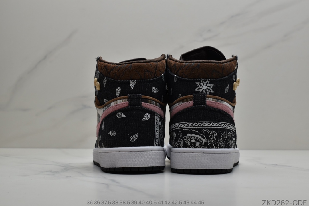 270 BespokeIND x 斯科特Travis Scott  x Air Jordan 1 High OG ”Jackboys”AJ1乔丹一代经典高帮文化百搭休闲运动篮球鞋“TS联名腰果花黑白粉棕”CT5053-001