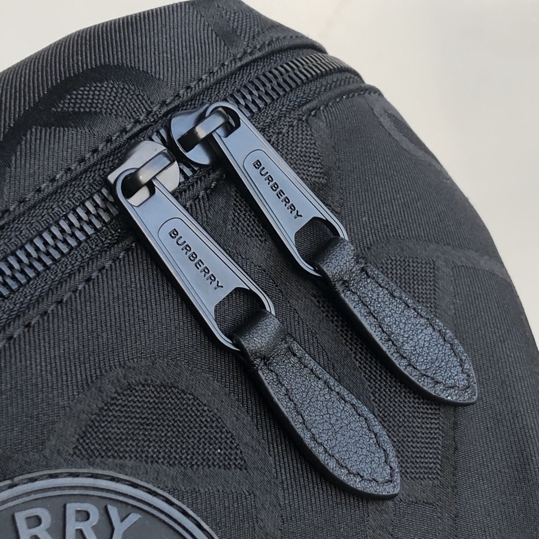Burberry England Nylon Belt Bag Crossbody Bum Bag, 34x14x5cm, Black 6 i1591339372 1690 5
