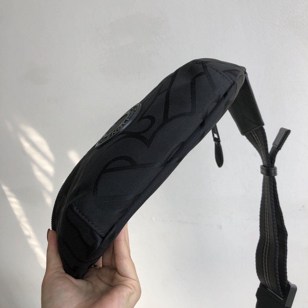 Burberry England Nylon Belt Bag Crossbody Bum Bag, 34x14x5cm, Black 4 i1591339372 7127 3