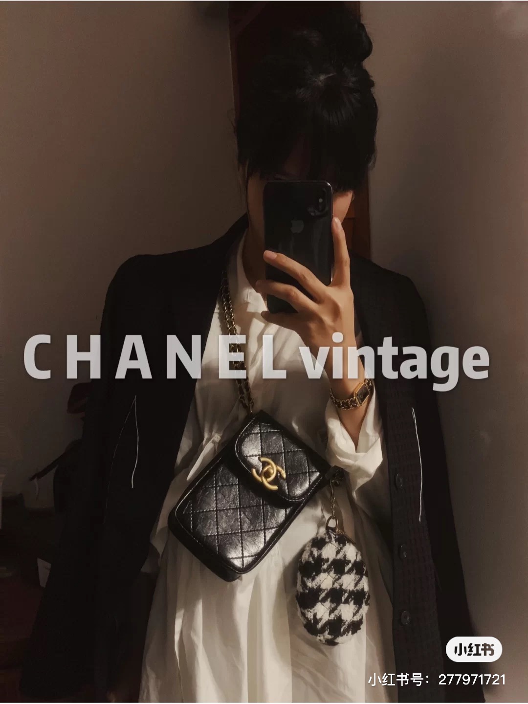 Though categorized as a phone pouch, this piece features the practical - Comprehensive