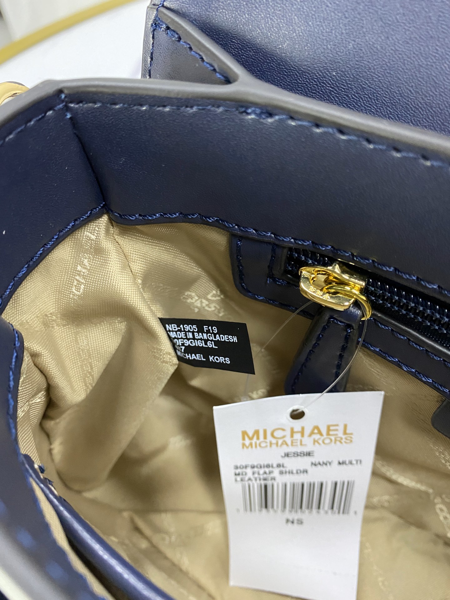 Michael Kors 拼色款酒神磨砂钉钉蓝 MK 拼色拼接款斜挎包