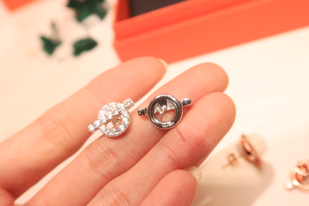 Hermès 爱马仕耳钉finesse新款 镂空