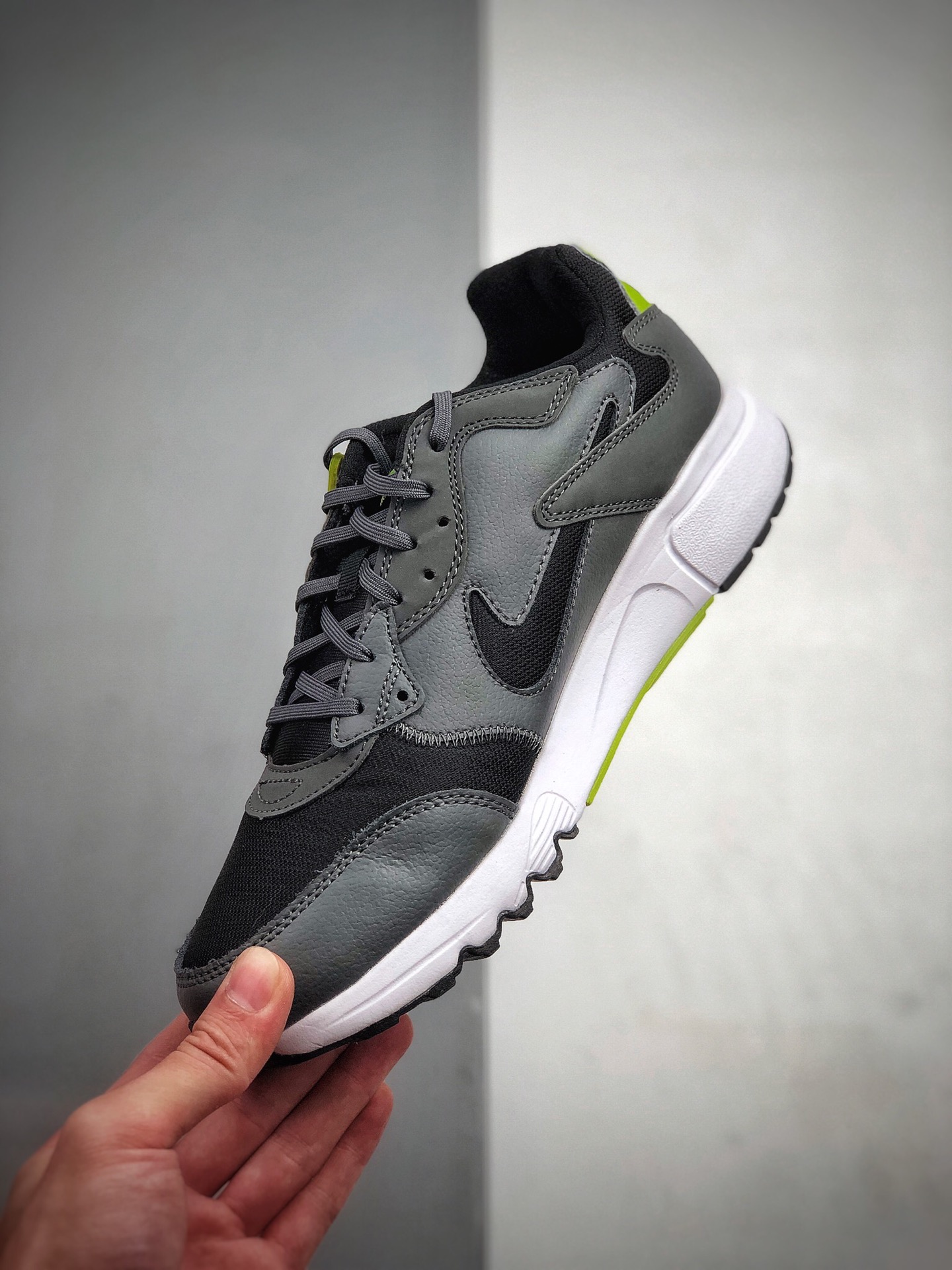 190 Nike Atsuma 公司级耐克慢跑鞋 货号：CD5461-002
